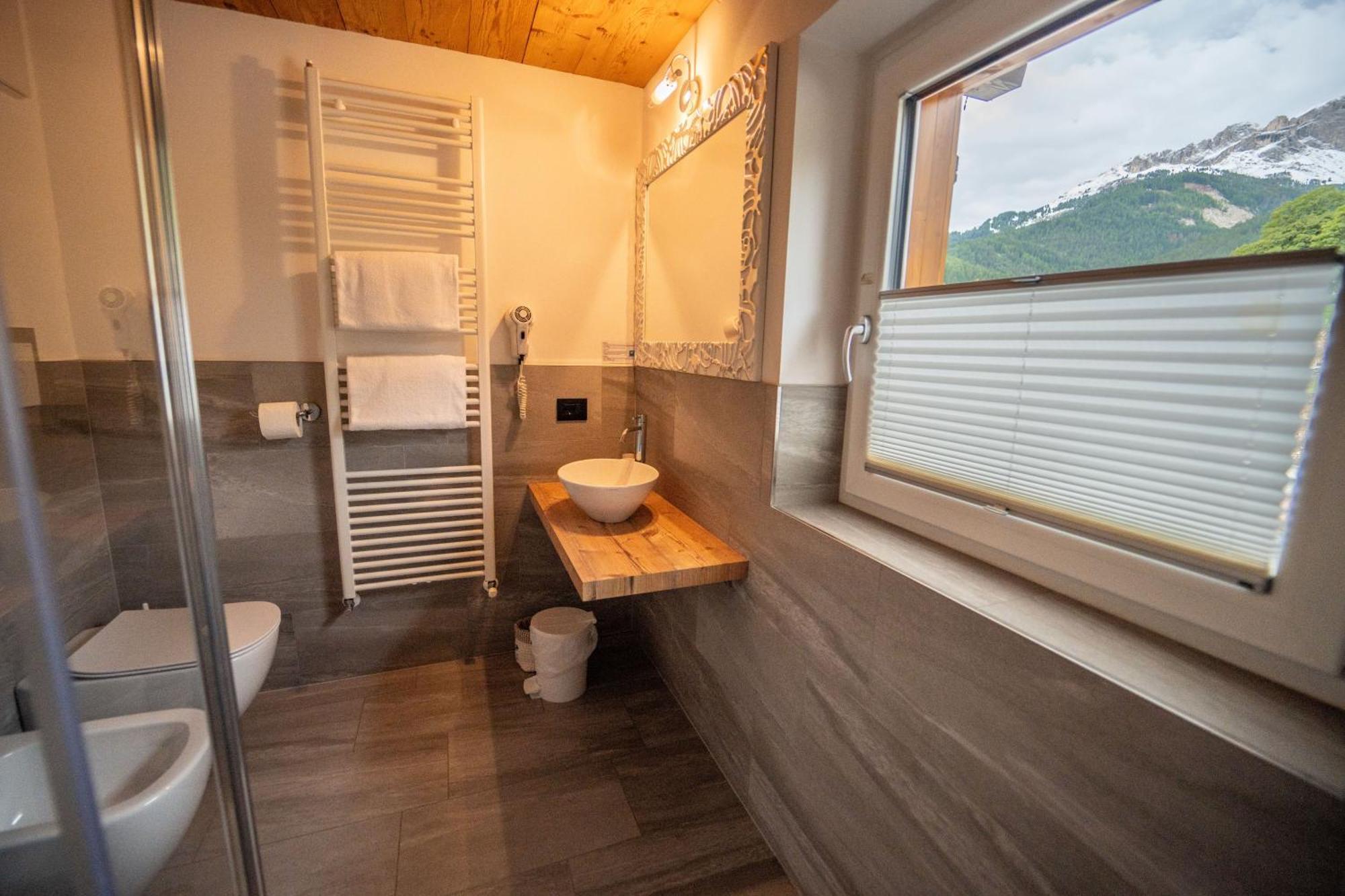 B&B Bucaneve Vigo di Fassa Εξωτερικό φωτογραφία